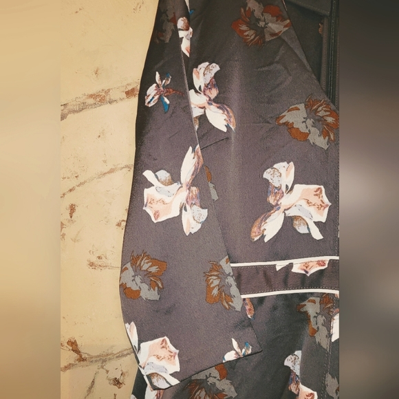 Banana Republic Ladies Dress - Picture 2 of 5